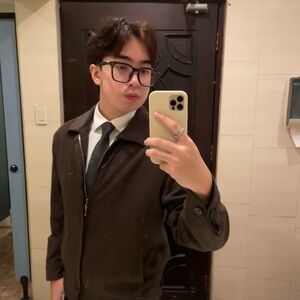 Meet your Posher, Robert angelo